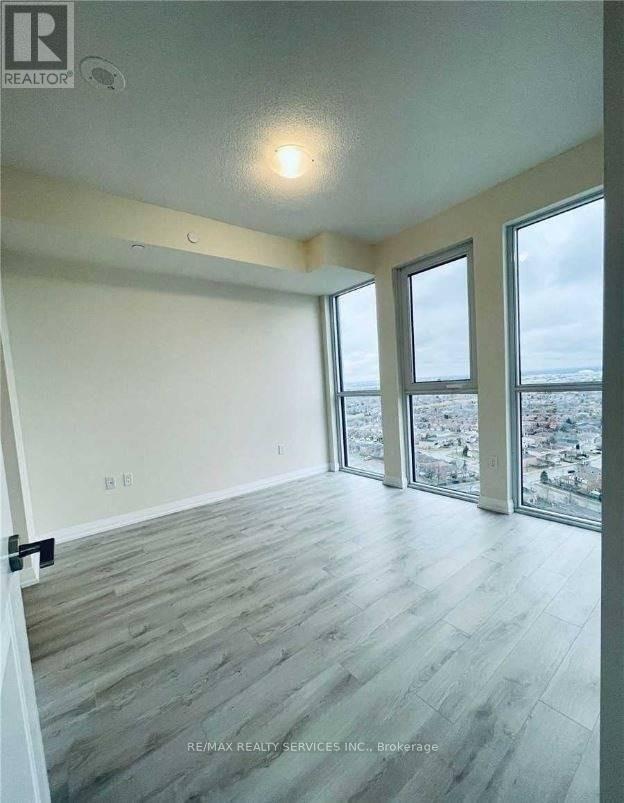 2018 - 35 Watergarden Drive, Mississauga, Ontario  L5R 1B2 - Photo 11 - W12588074