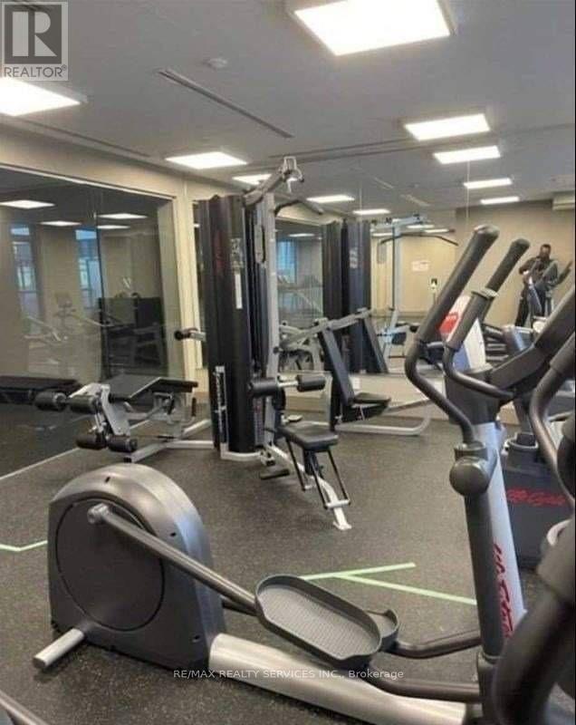 2018 - 35 Watergarden Drive, Mississauga, Ontario  L5R 1B2 - Photo 6 - W12588074