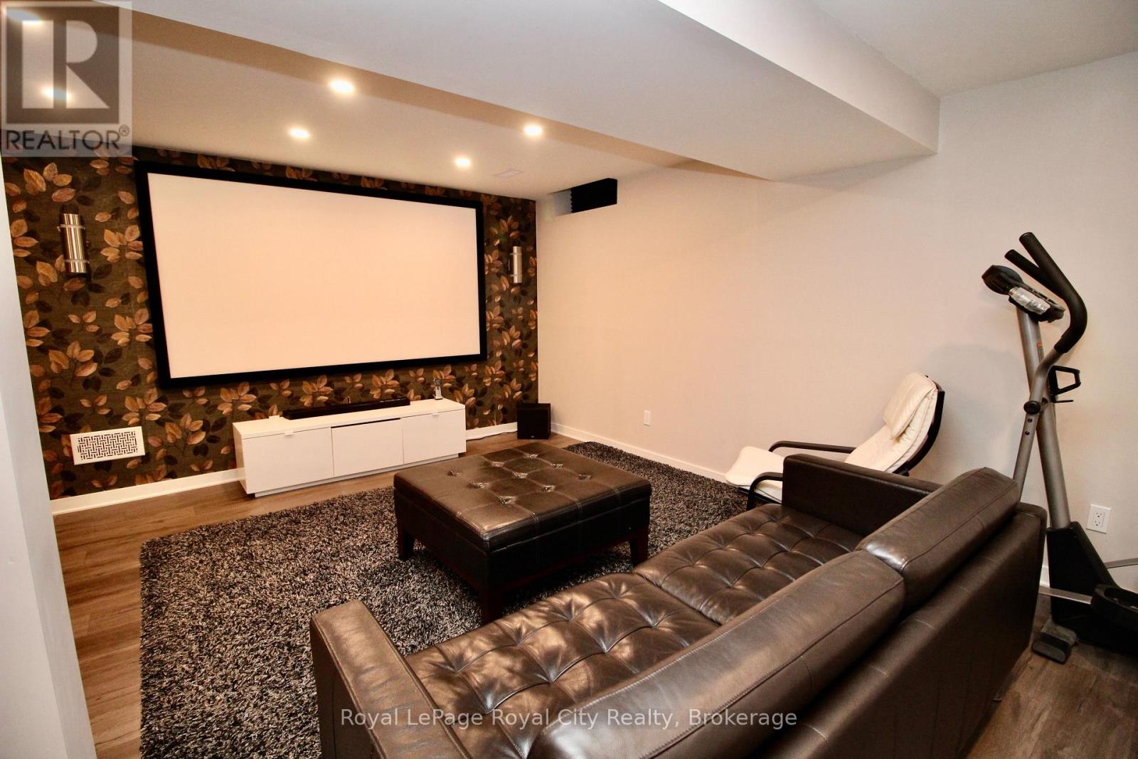 39 Dalmeny Drive, Brampton, Ontario  L6X 2Y4 - Photo 35 - W12588104