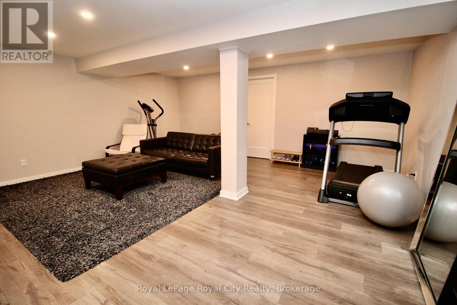 39 Dalmeny Drive, Brampton, Ontario  L6X 2Y4 - Photo 36 - W12588104