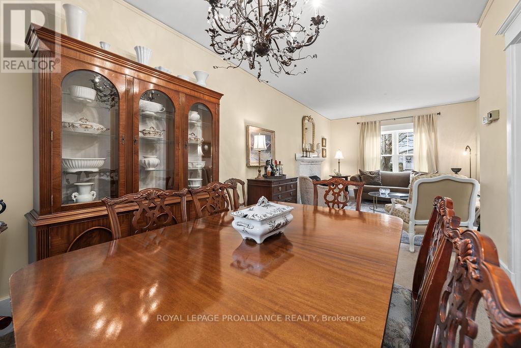 47 Pembroke Street, Kingston, Ontario  K7L 4N5 - Photo 11 - X12588092