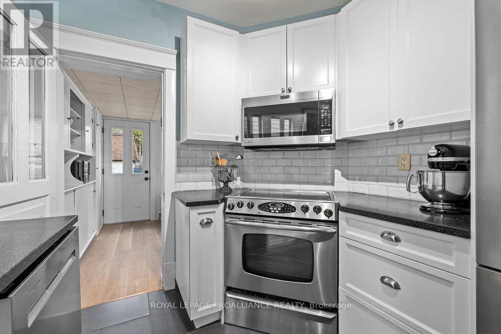 47 Pembroke Street, Kingston, Ontario  K7L 4N5 - Photo 16 - X12588092