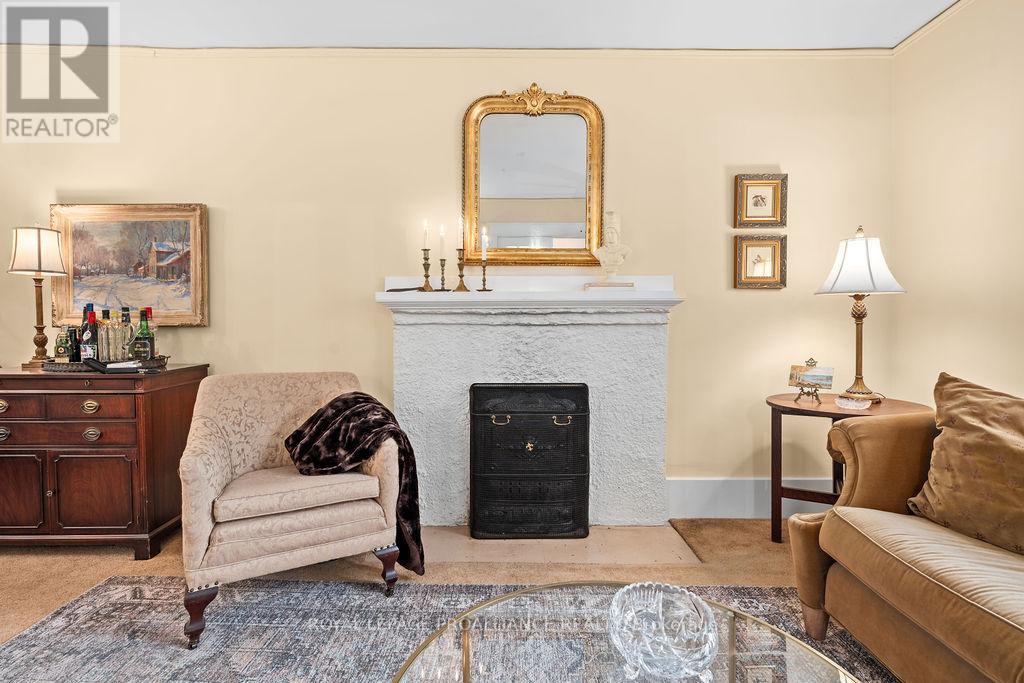 47 Pembroke Street, Kingston, Ontario  K7L 4N5 - Photo 5 - X12588092