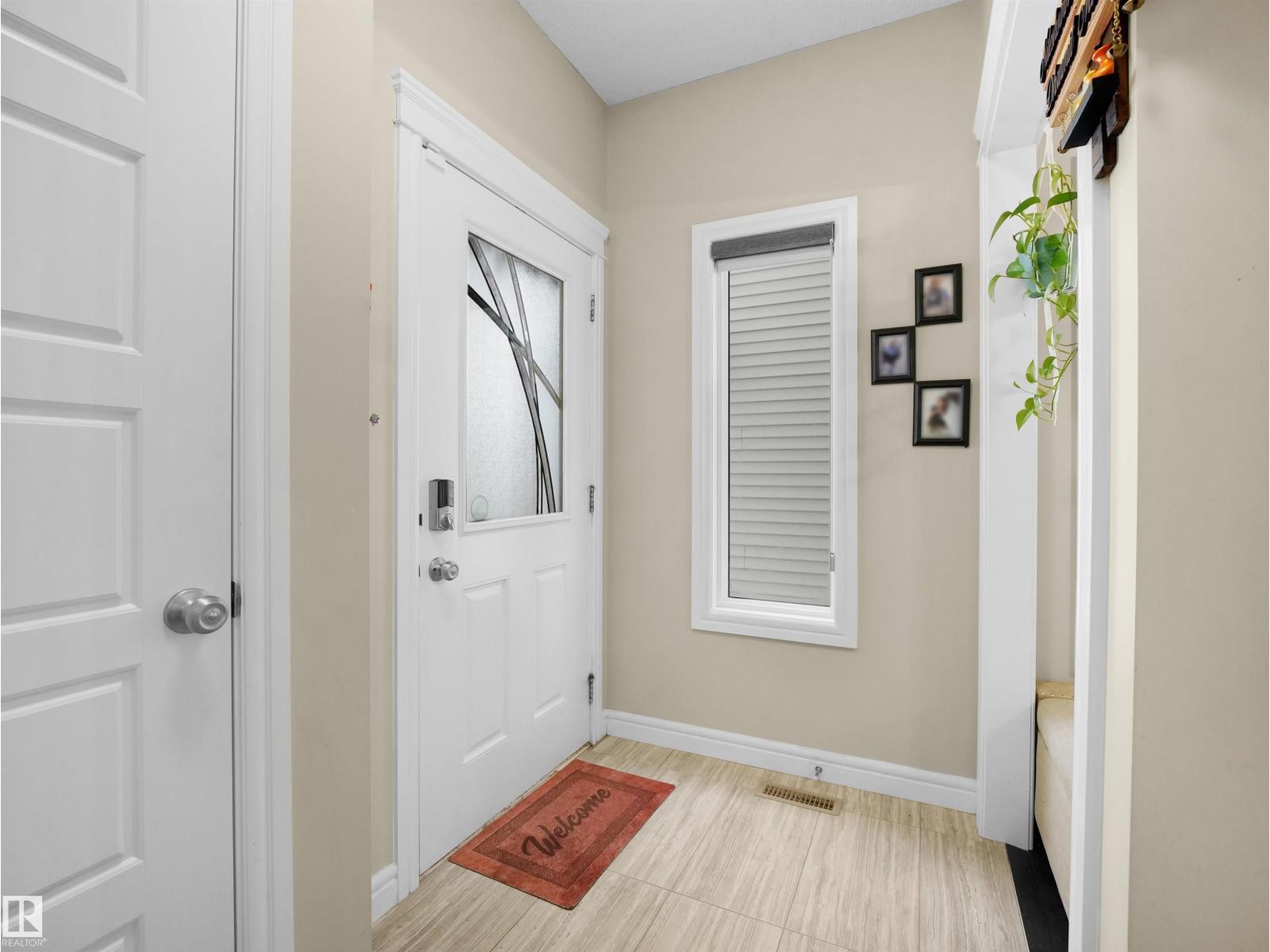 8716 Carson Wy Sw, Edmonton, Alberta  T6W 3K8 - Photo 11 - E4467076