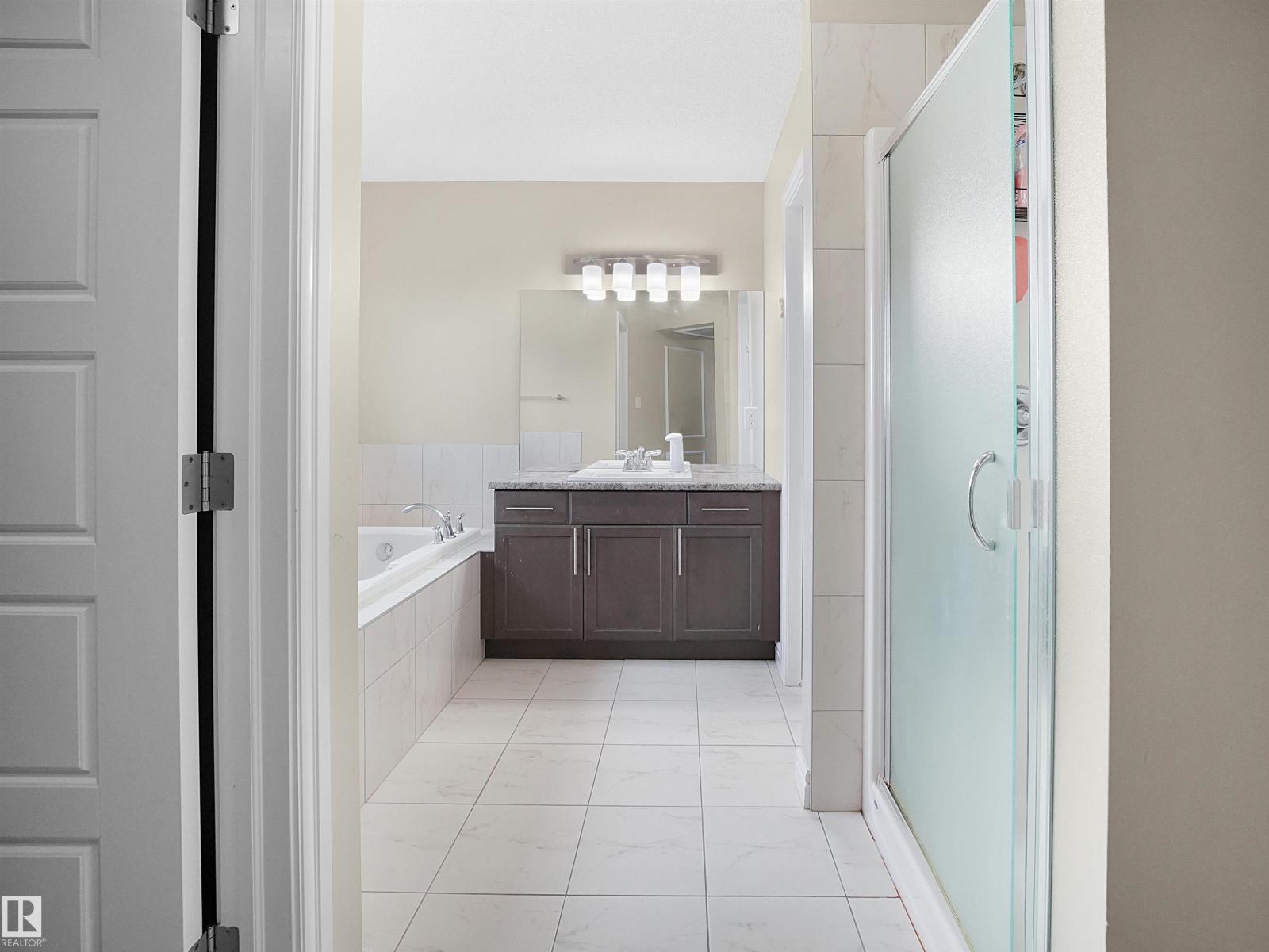 8716 Carson Wy Sw, Edmonton, Alberta  T6W 3K8 - Photo 33 - E4467076