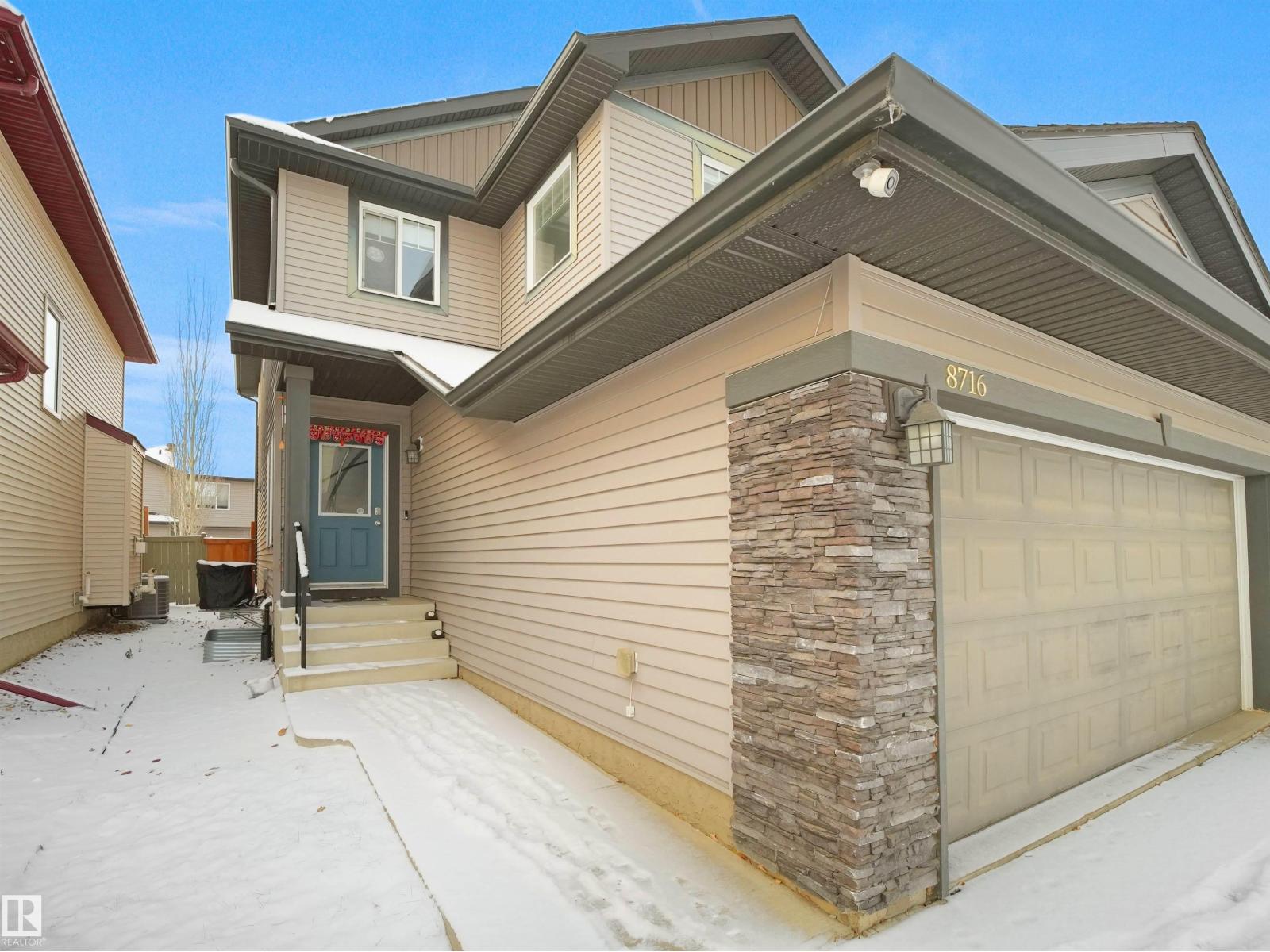 8716 Carson Wy Sw, Edmonton, Alberta  T6W 3K8 - Photo 9 - E4467076