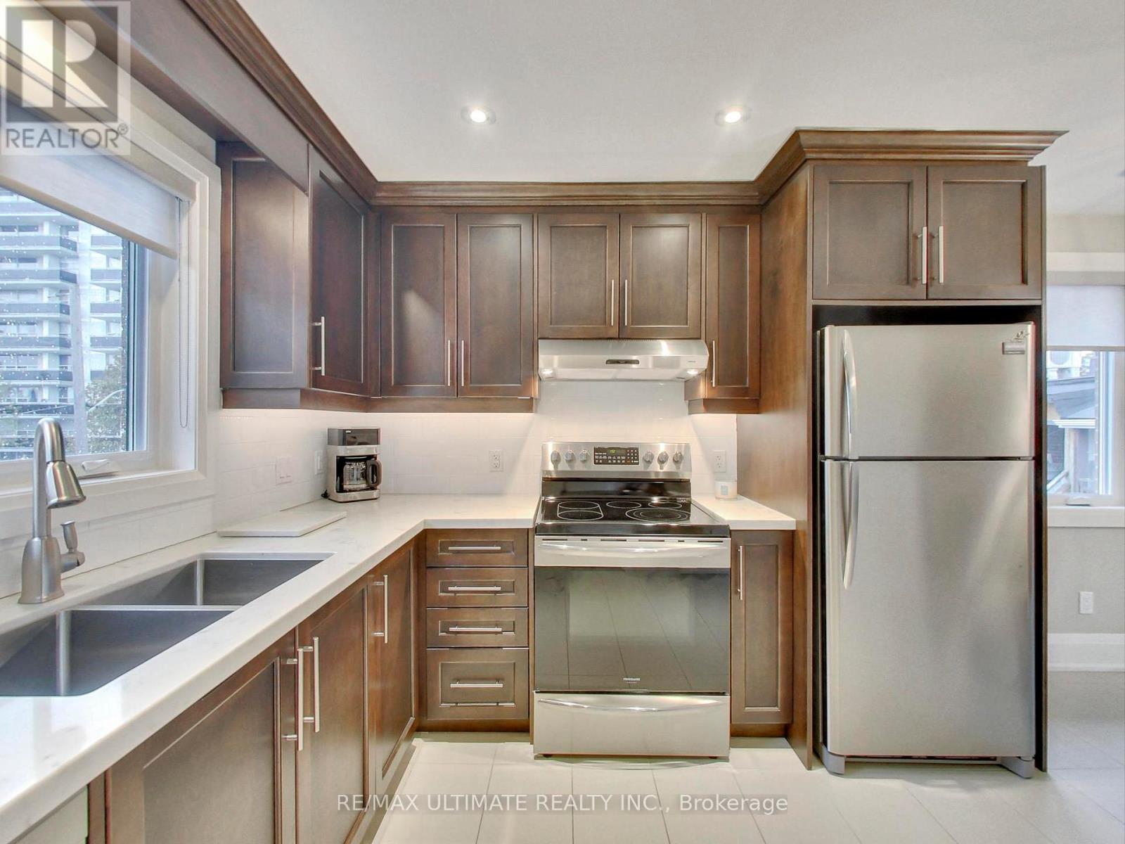 Apt #3 - 728 Vaughan Road, Toronto, Ontario  M6E 2Y9 - Photo 11 - C12588082