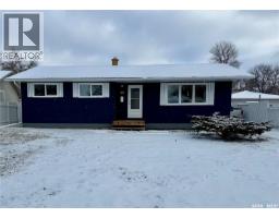60 Ritchie Crescent Normanview, Regina, Ca
