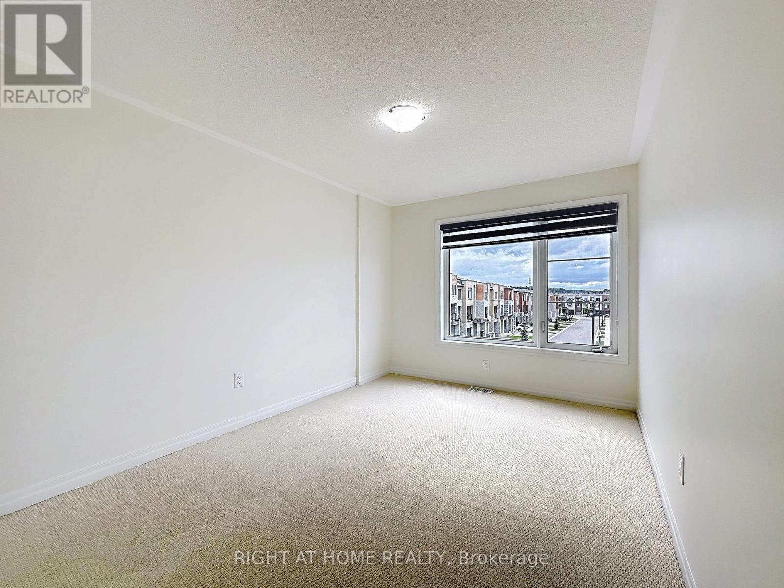 209 Vantage Loop, Newmarket, Ontario  L3X 0L4 - Photo 14 - N12588118