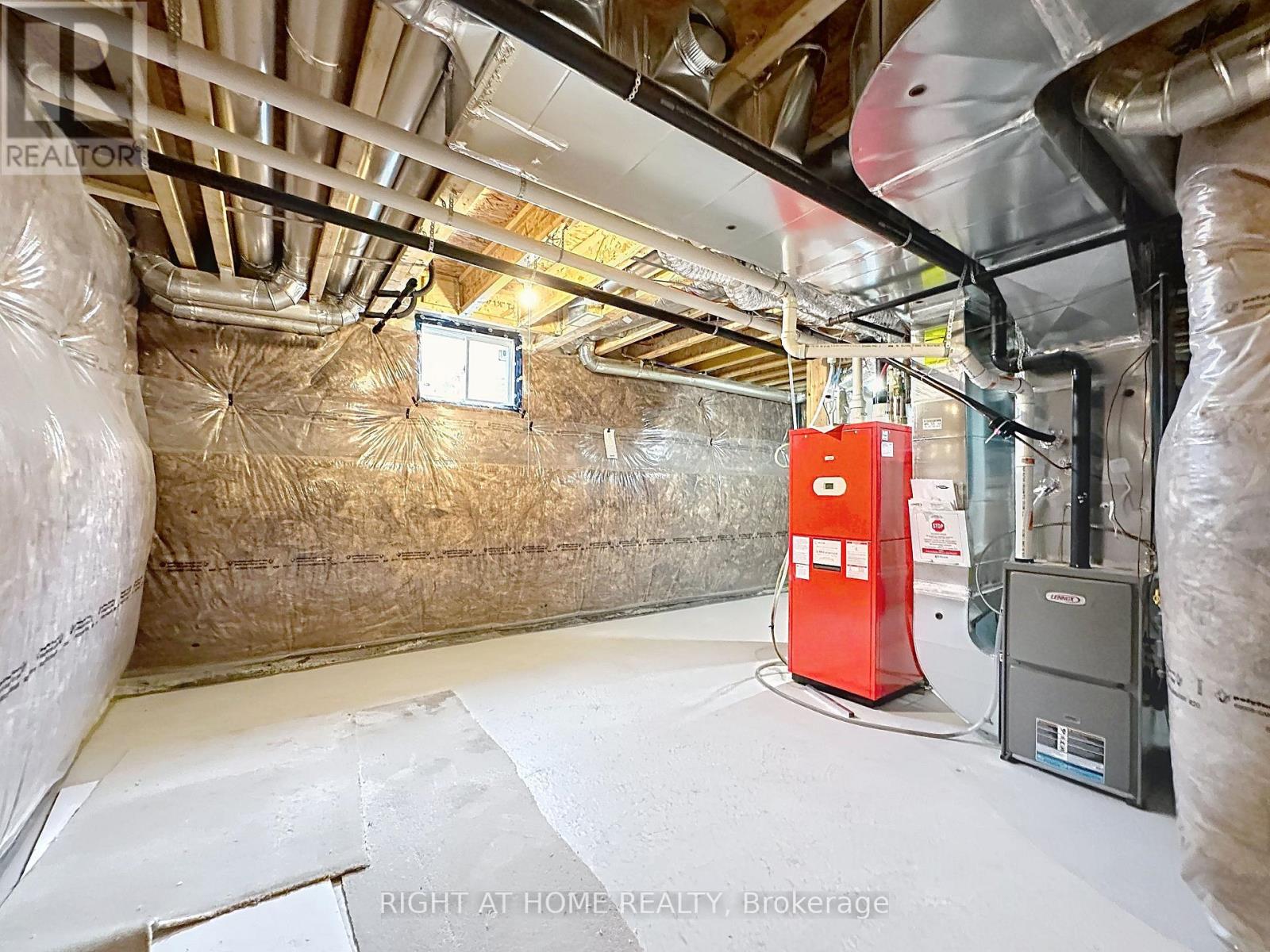 209 Vantage Loop, Newmarket, Ontario  L3X 0L4 - Photo 21 - N12588118