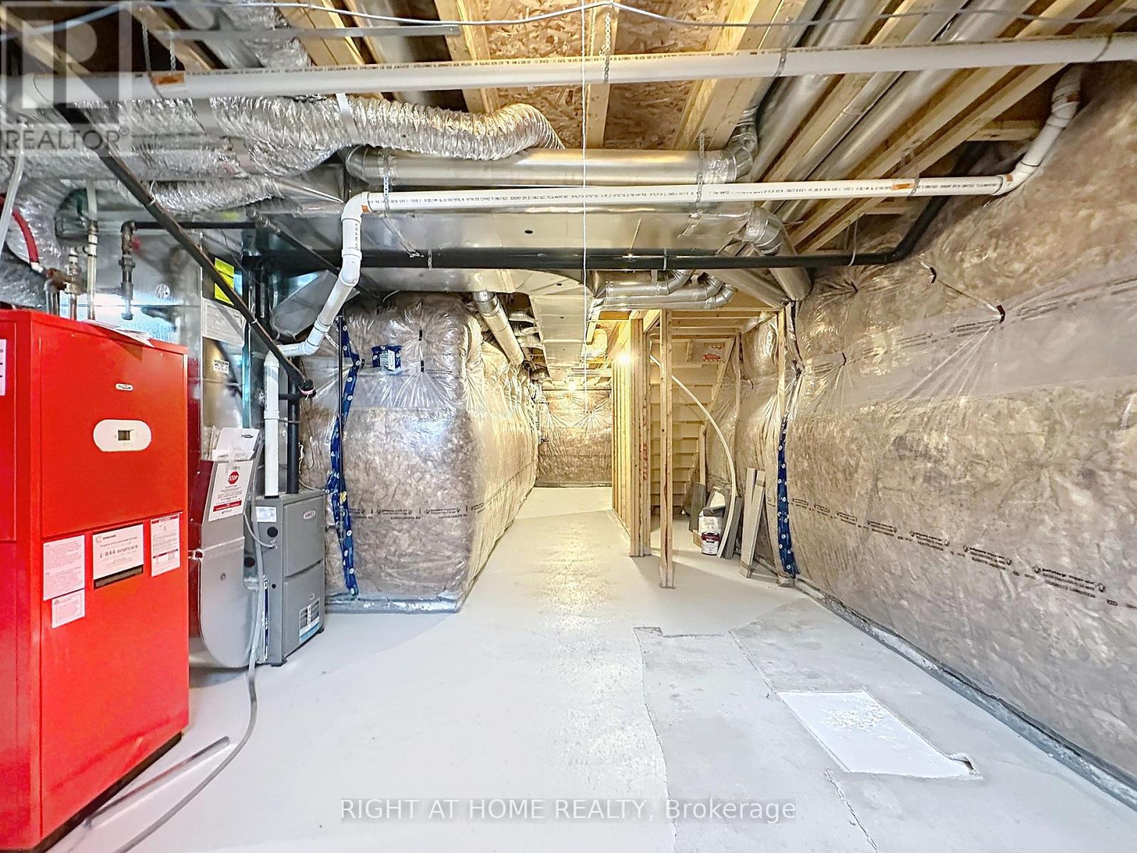 209 Vantage Loop, Newmarket, Ontario  L3X 0L4 - Photo 22 - N12588118