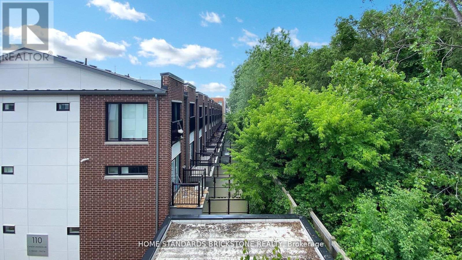 H212 - 90 Canon Jackson Drive, Toronto, Ontario M6M 0C1 - Photo 3 - W12588108