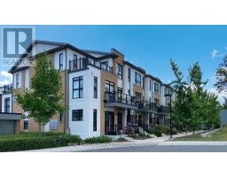 H212 - 90 CANON JACKSON DRIVE, Toronto, Ontario