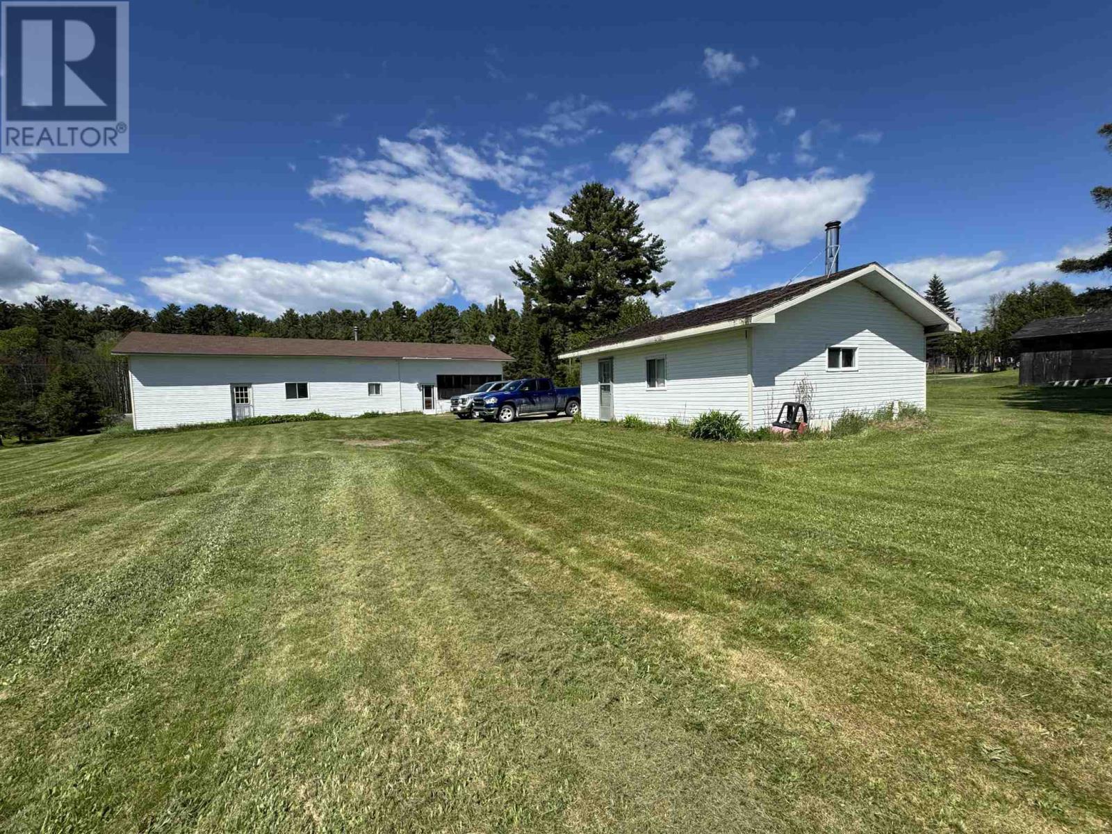 5860 17 Hwy, Serpent River, Ontario P0P 1V0 - Photo 9 - SM252581