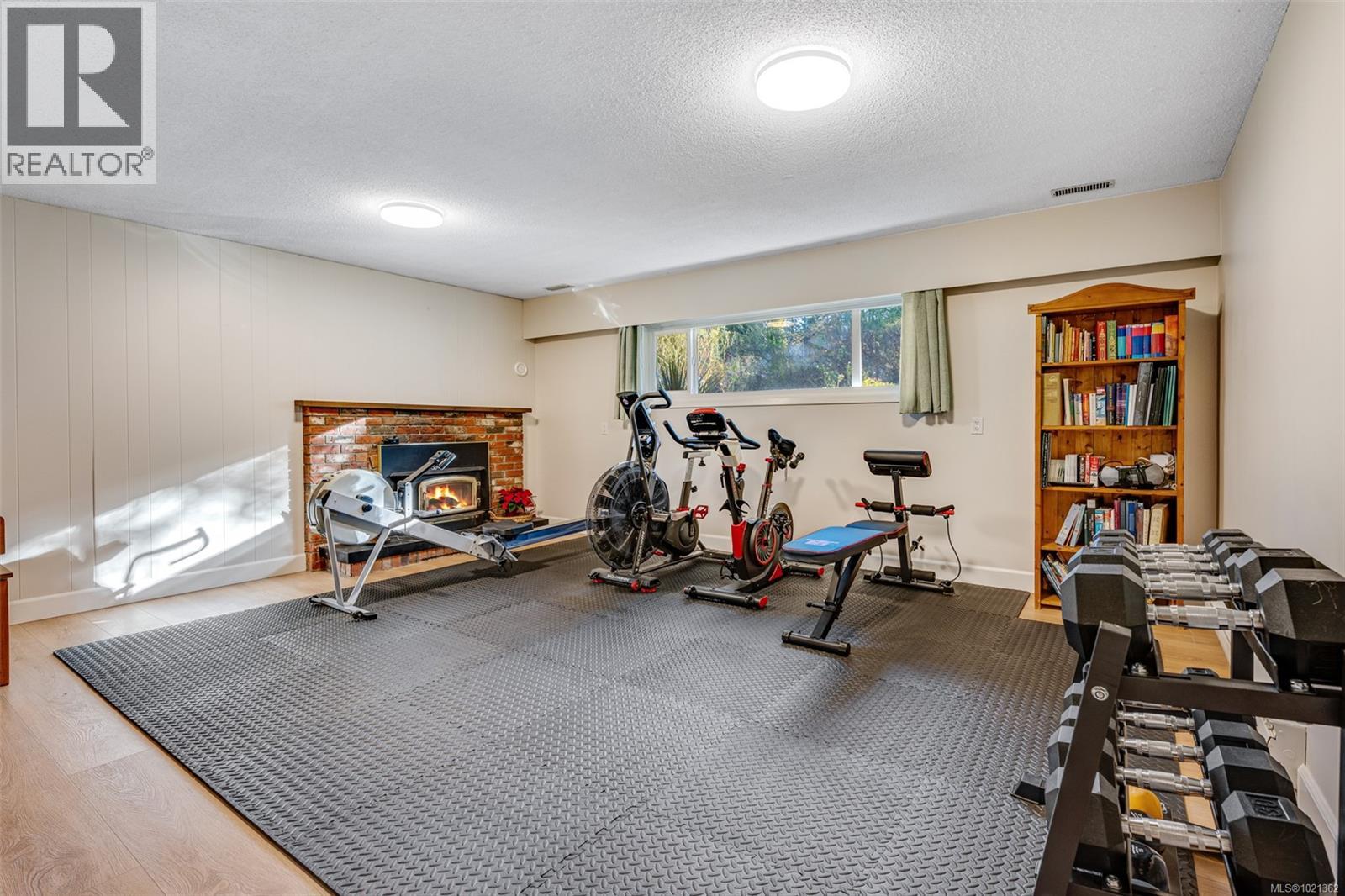 9440 Glenelg Ave, North Saanich, British Columbia  V8L 5G9 - Photo 14 - 1021362