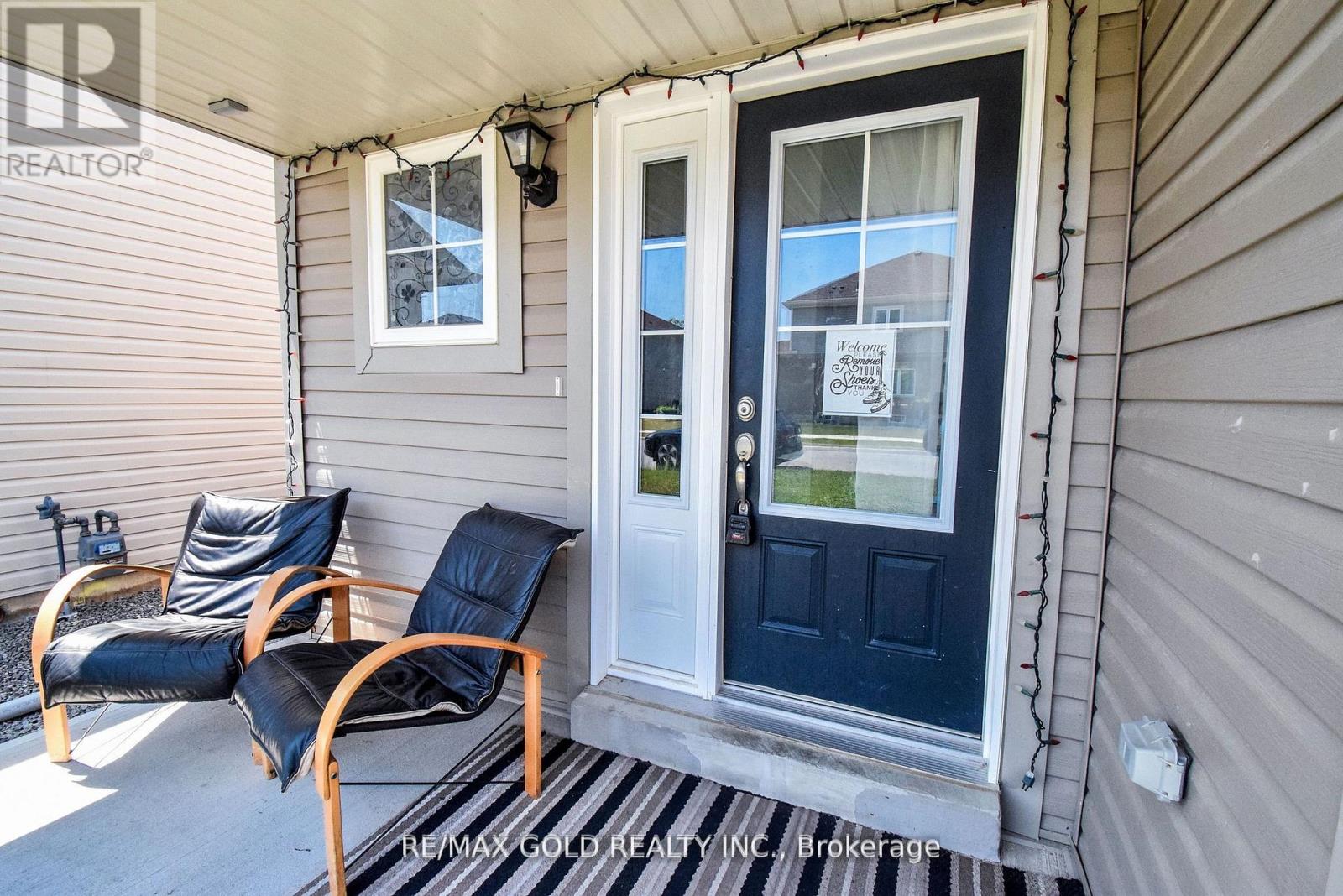 77 Tumblewood Place, Welland, Ontario  L3B 0J3 - Photo 3 - X12588116