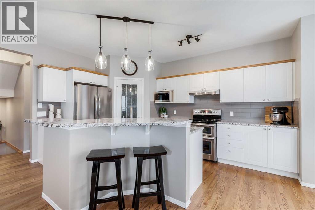 42 Panorama Hills Road Nw, Calgary, Alberta  T3K 5J1 - Photo 9 - A2270535