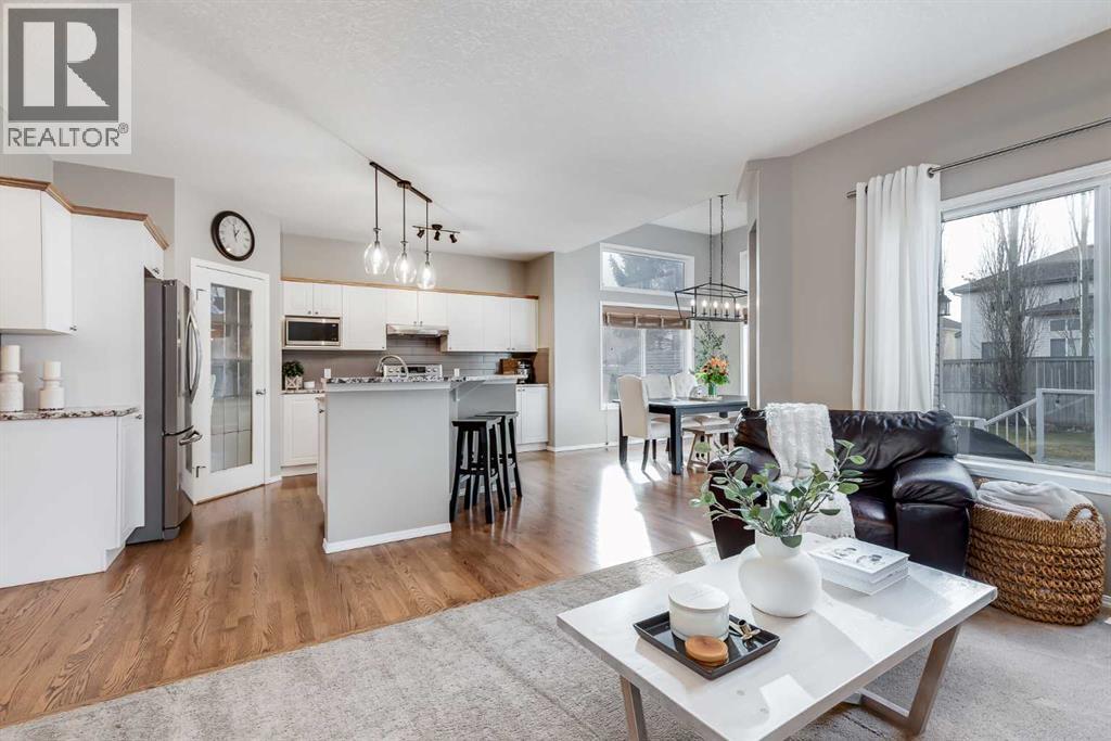 42 Panorama Hills Road Nw, Calgary, Alberta  T3K 5J1 - Photo 7 - A2270535