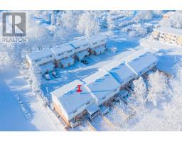 8 - 237 STEEL STREET, Barrie, Ontario