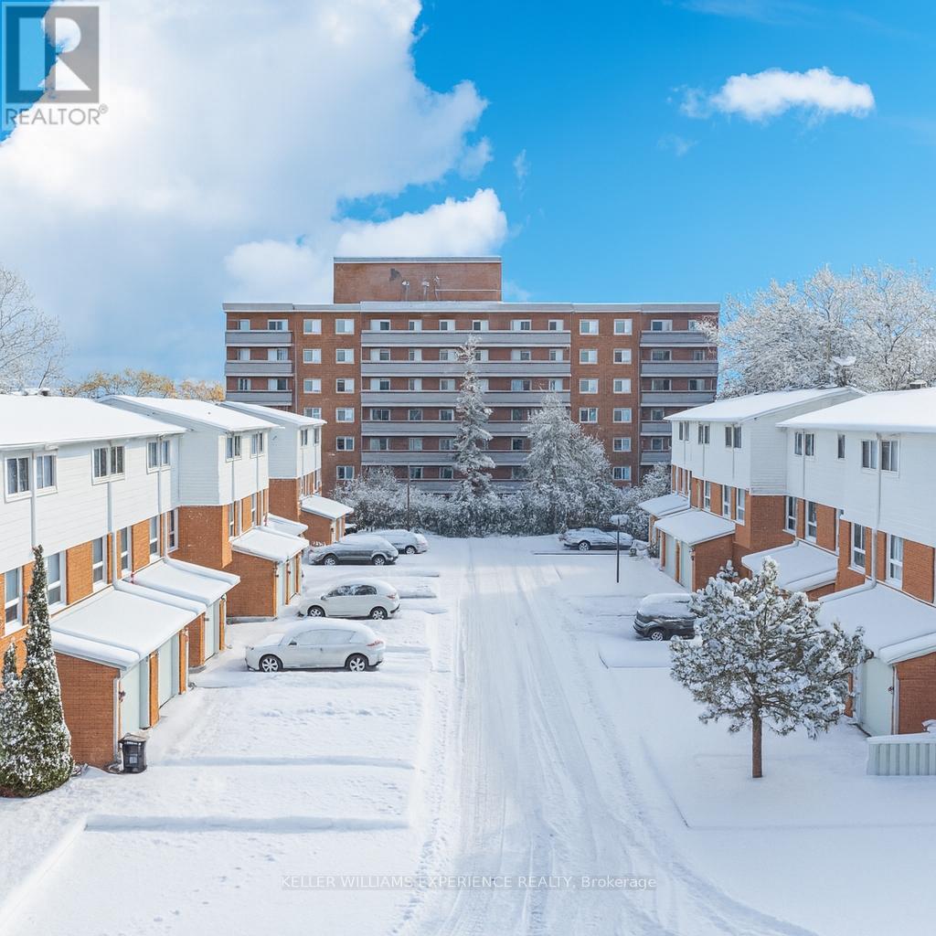 8 - 237 Steel Street, Barrie, Ontario L4M 2H1 - Photo 2 - S12493678