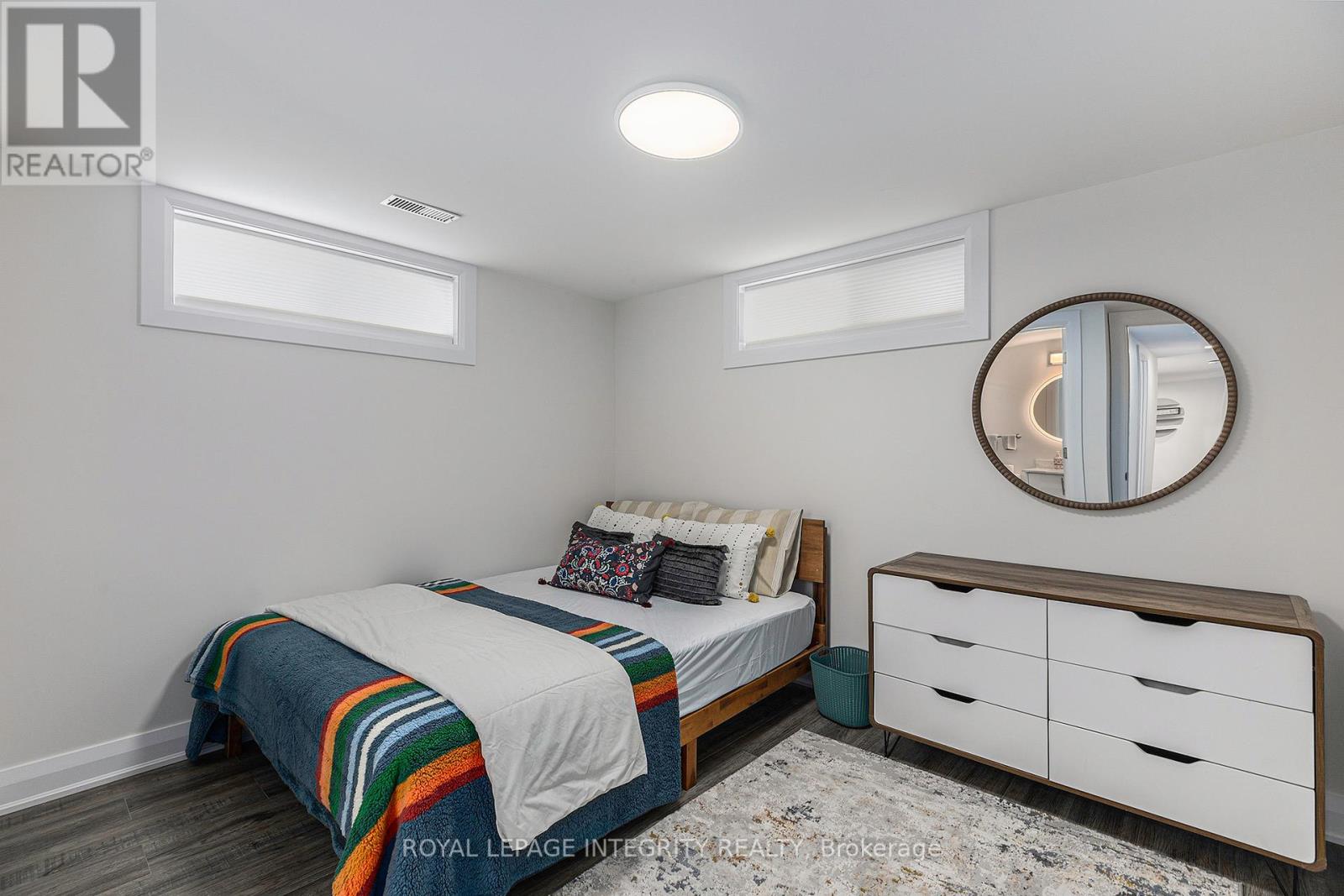 B - 19 Sherry Lane, Ottawa, Ontario  K2G 3L4 - Photo 12 - X12588128