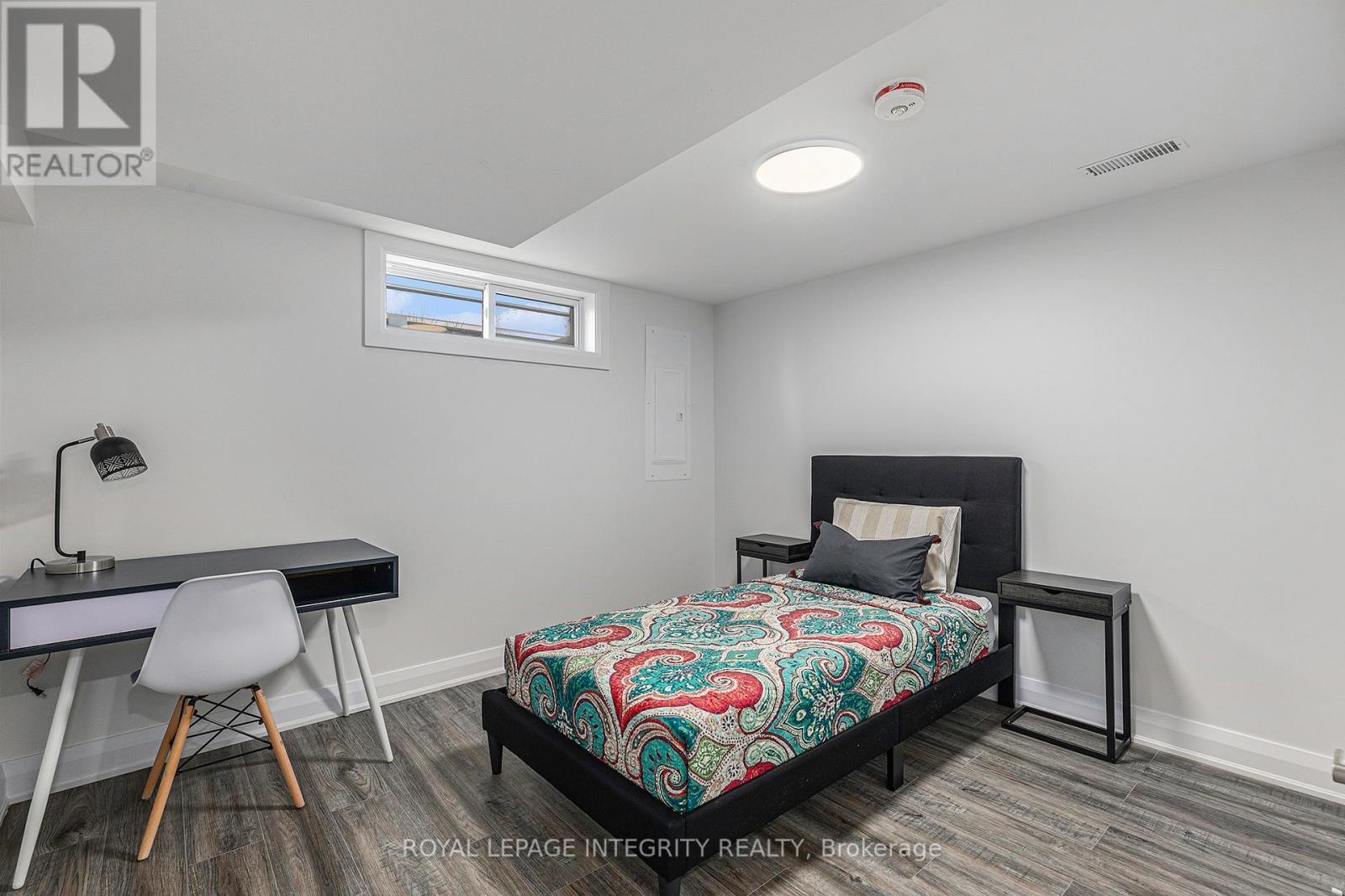 B - 19 Sherry Lane, Ottawa, Ontario  K2G 3L4 - Photo 13 - X12588128