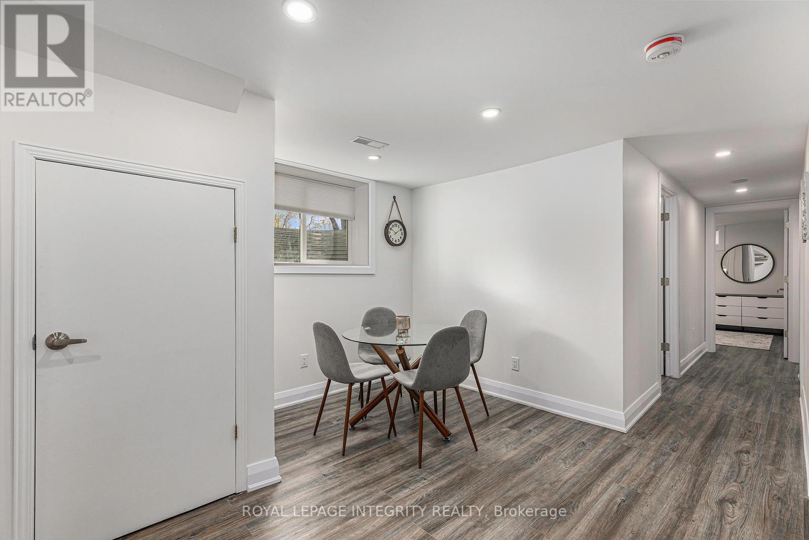 B - 19 Sherry Lane, Ottawa, Ontario  K2G 3L4 - Photo 6 - X12588128