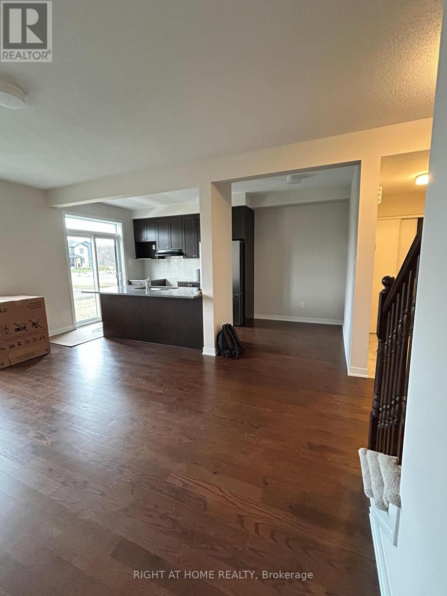 527 GALANTHUS WALK, Ottawa, Ontario