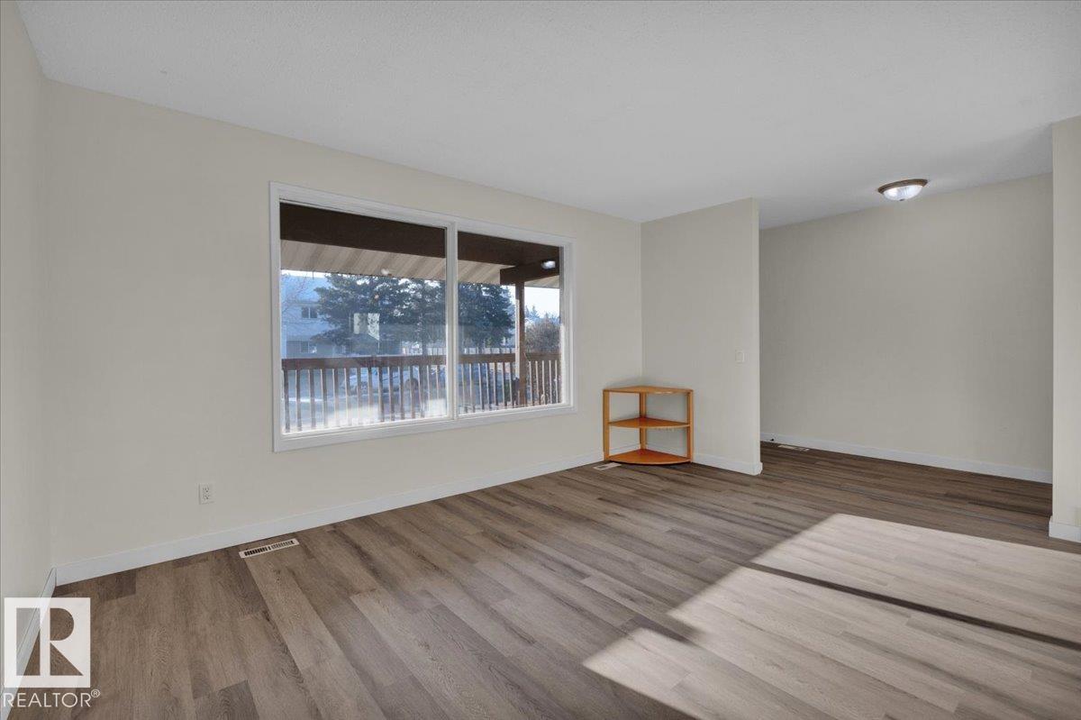 5512 38b Av Nw, Edmonton, Alberta  T6L 1W3 - Photo 11 - E4467079