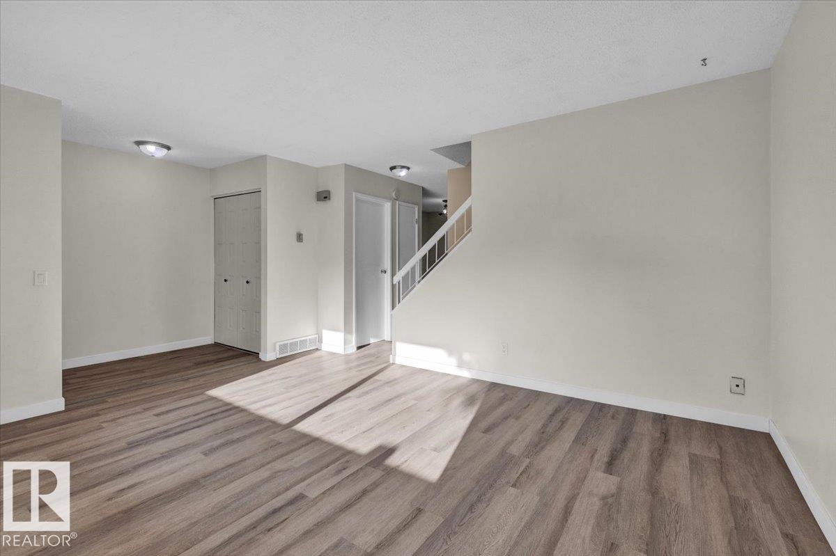 5512 38b Av Nw, Edmonton, Alberta  T6L 1W3 - Photo 12 - E4467079