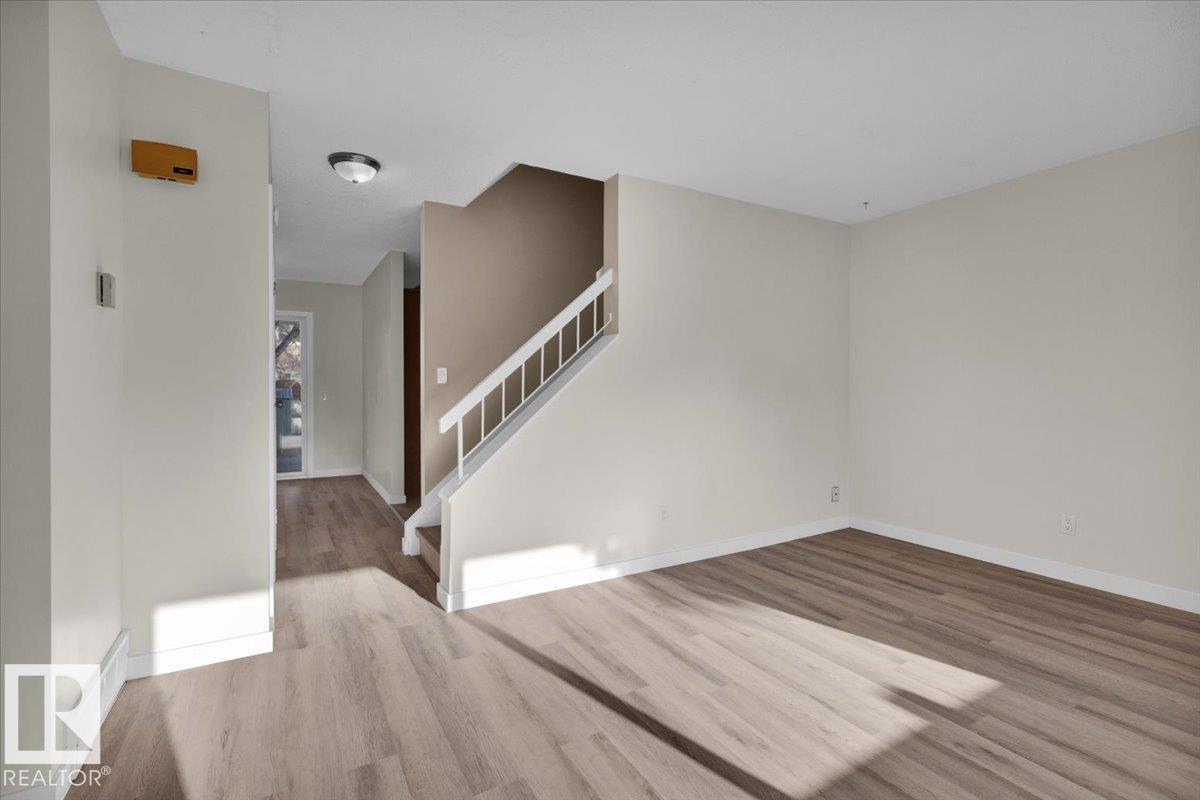5512 38b Av Nw, Edmonton, Alberta  T6L 1W3 - Photo 13 - E4467079