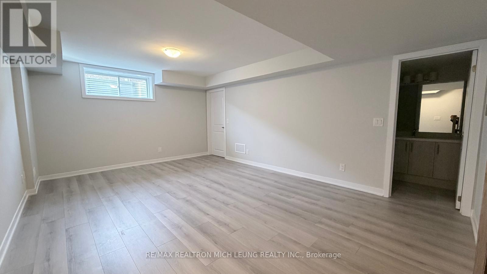 16 Harvey Bunker Crescent, Markham, Ontario  L6C 3M7 - Photo 20 - N12587590