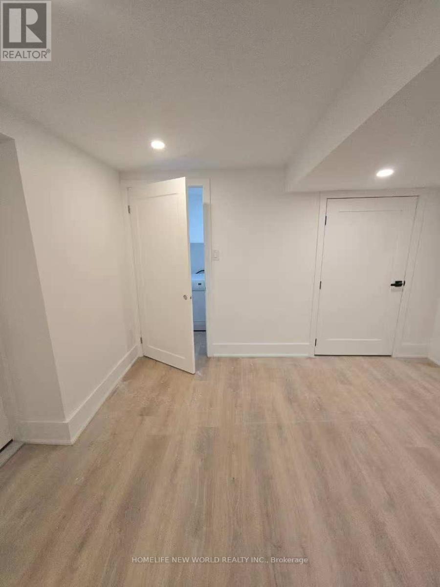 696 Hillview Crescent, Pickering, Ontario  L1W 2R7 - Photo 14 - E12450782