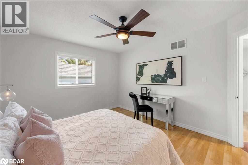 4 Alice Avenue, Keswick, Ontario  L4P 3C8 - Photo 16 - 40791104