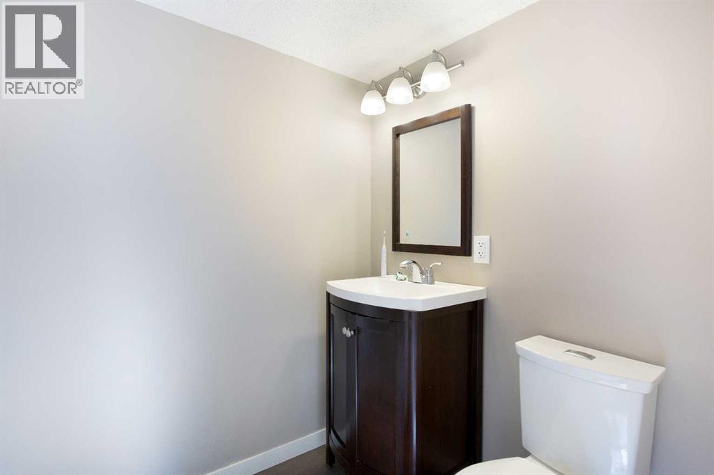 209 Viewpointe Terrace, Chestermere, Alberta  T1X 0P9 - Photo 28 - A2263759