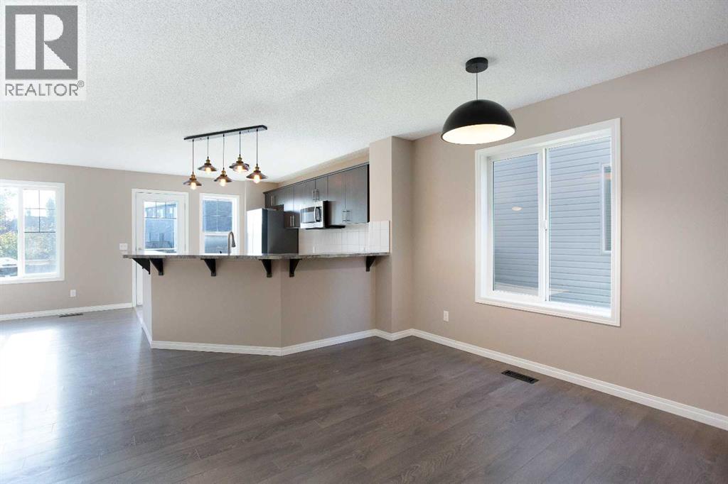 209 Viewpointe Terrace, Chestermere, Alberta  T1X 0P9 - Photo 12 - A2263759