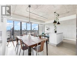 1505 - 111 BATHURST STREET, Toronto, Ontario