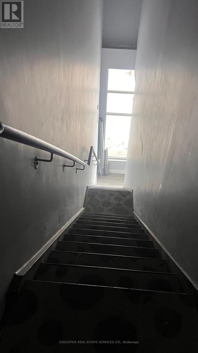 104 - 1065 Canadian Place, Mississauga, Ontario  L4W 0B8 - Photo 12 - W12587124