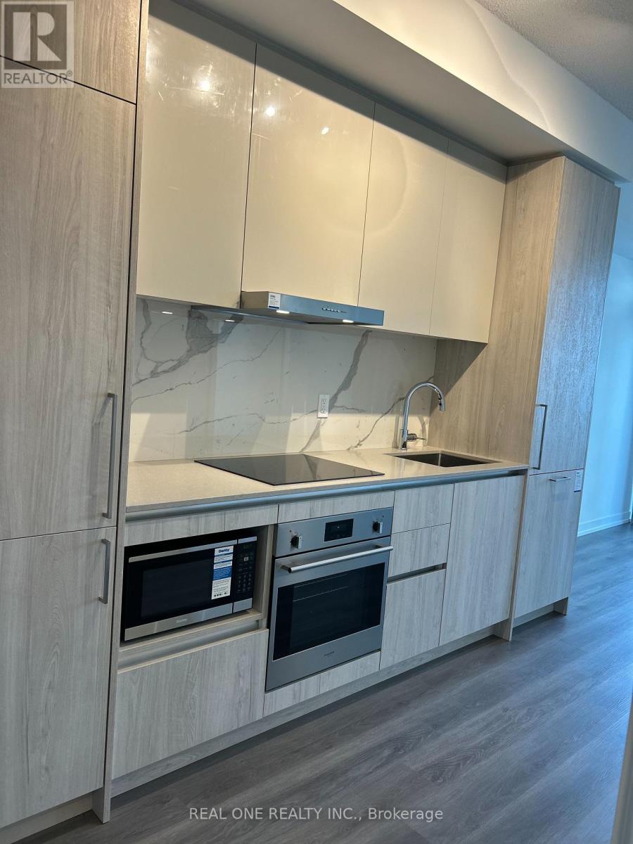 3105 - 225 Commerce Street, Vaughan, Ontario  L4K 5C3 - Photo 10 - N12588146