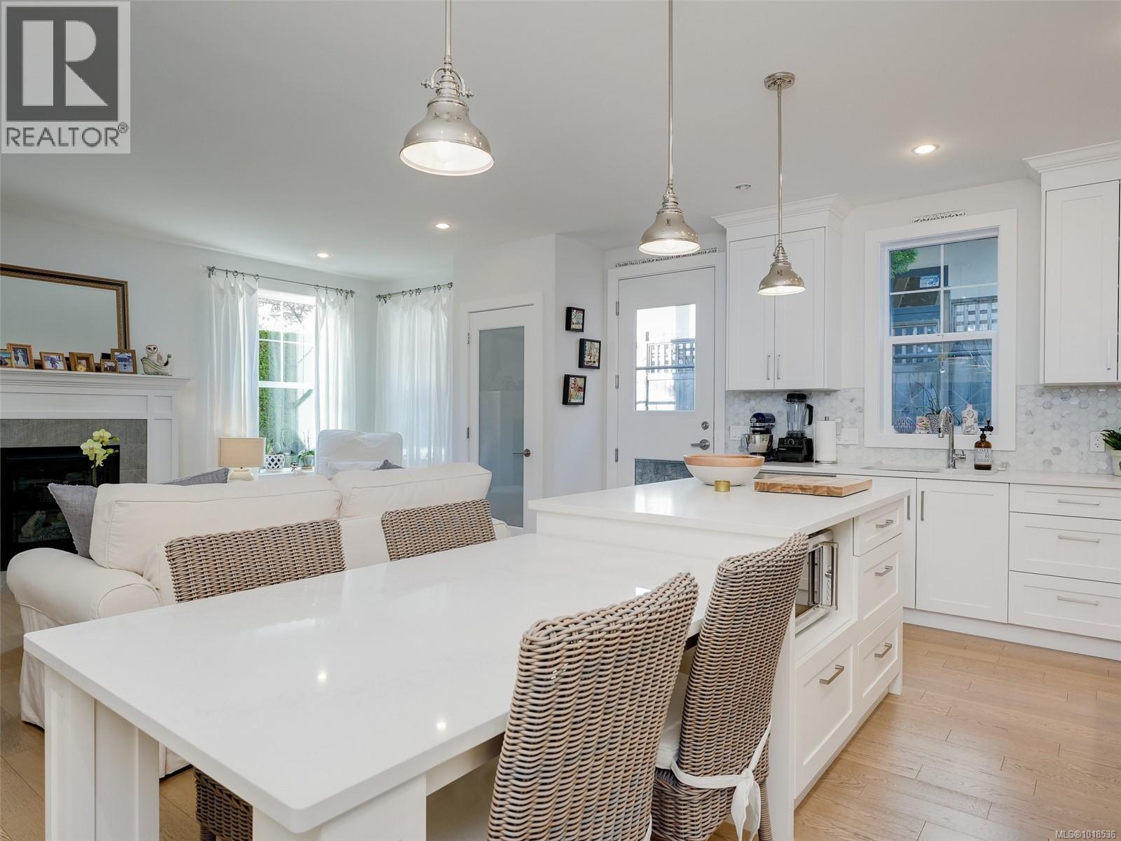 1 1016 Southgate St, Victoria, British Columbia V8V 2Z2 - Photo 11 - 1018536