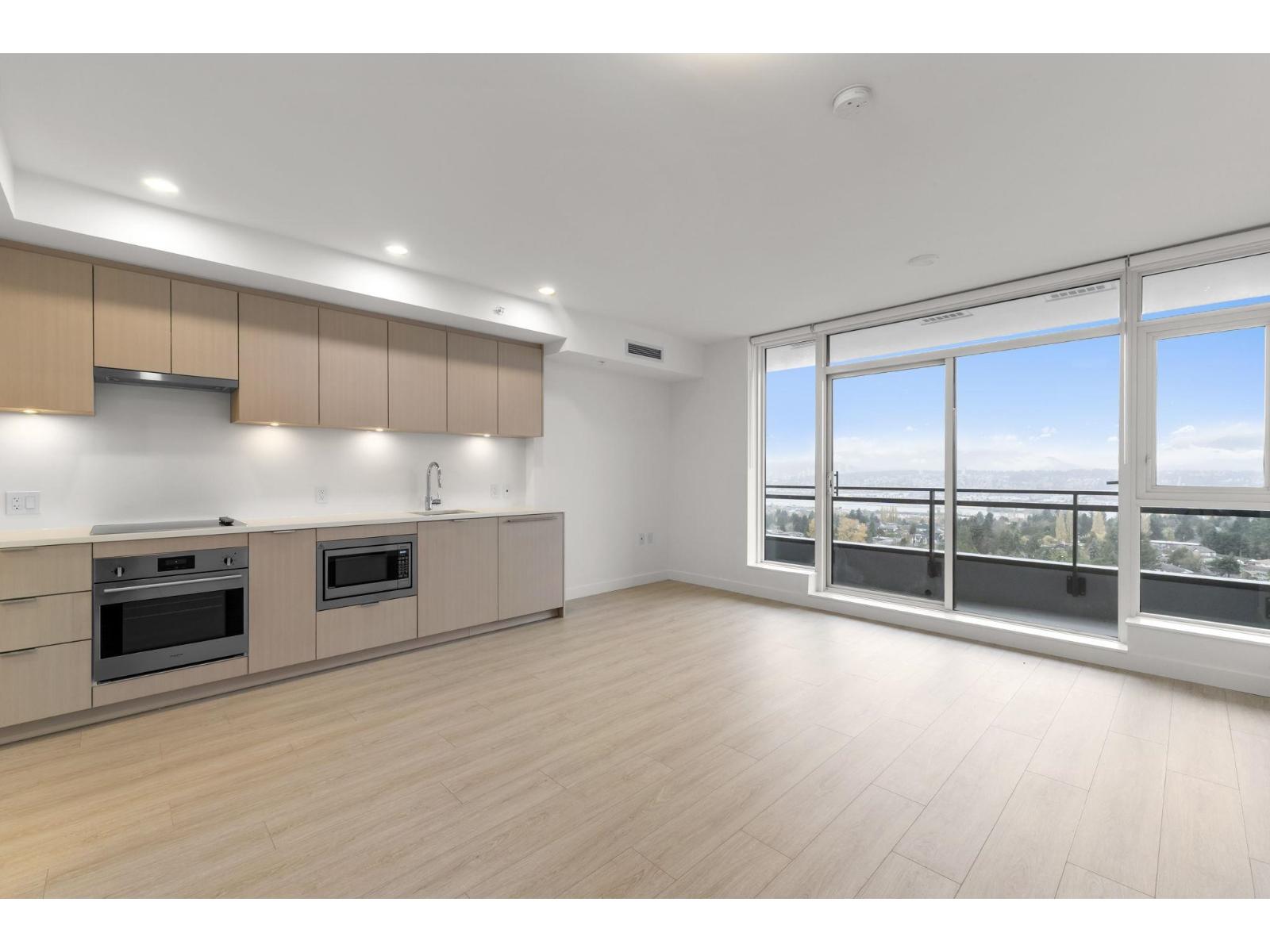 1810 13675 107a Avenue, Surrey, British Columbia  V3T 2H3 - Photo 3 - R3069236