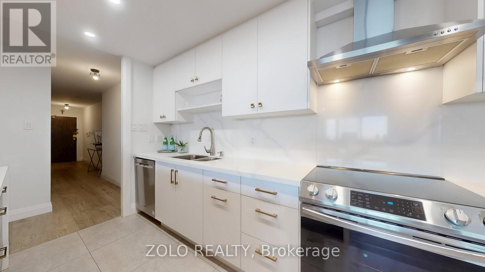 1509 - 1515 Lakeshore Road E, Mississauga, Ontario  L5E 3E3 - Photo 14 - W12588134