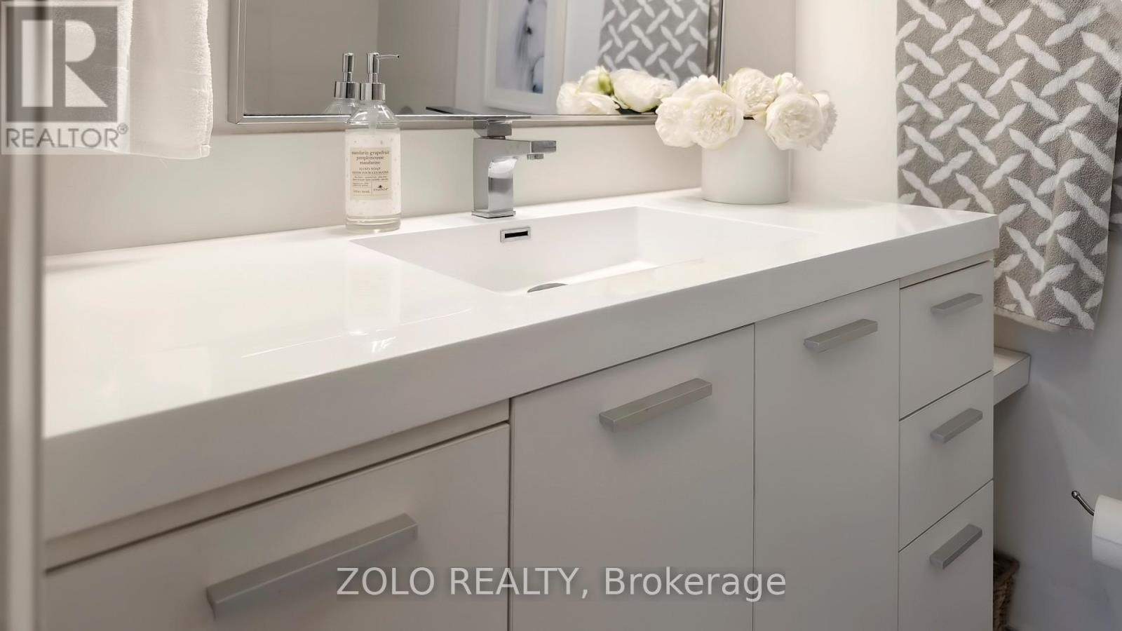 1509 - 1515 Lakeshore Road E, Mississauga, Ontario  L5E 3E3 - Photo 23 - W12588134