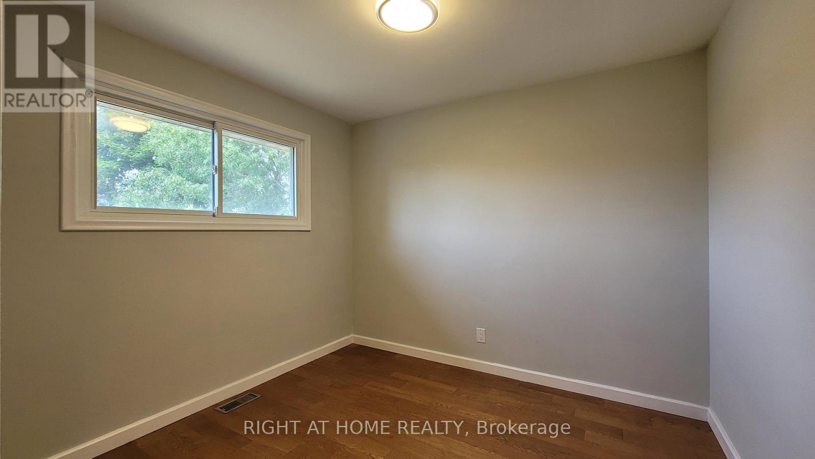 1 Bendamere Drive, Grimsby, Ontario  L3M 2N2 - Photo 27 - X12588136