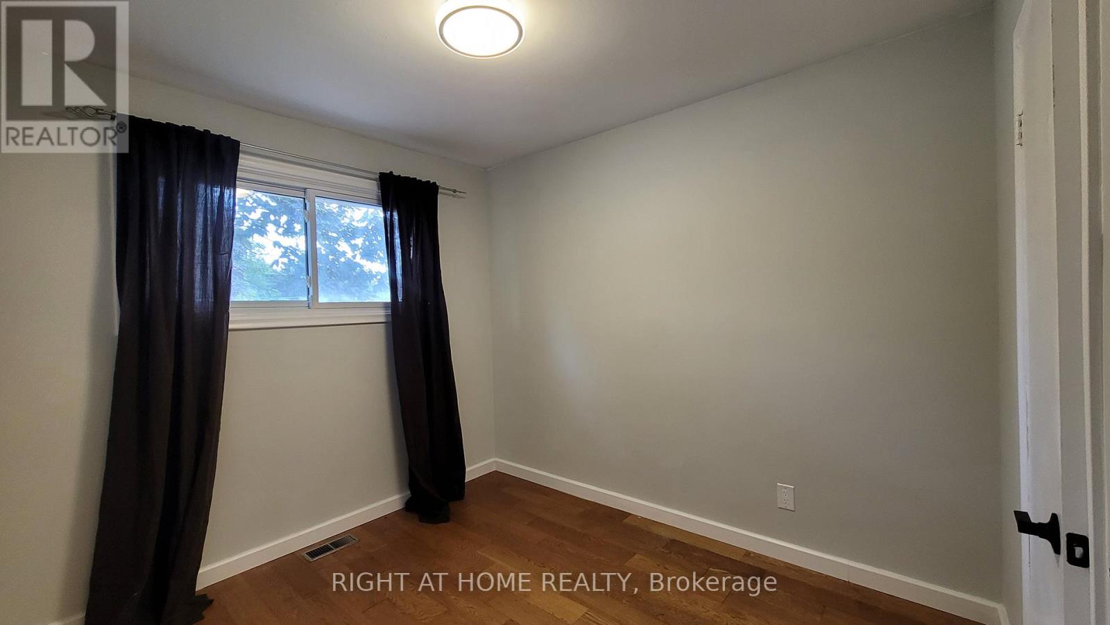 1 Bendamere Drive, Grimsby, Ontario  L3M 2N2 - Photo 29 - X12588136