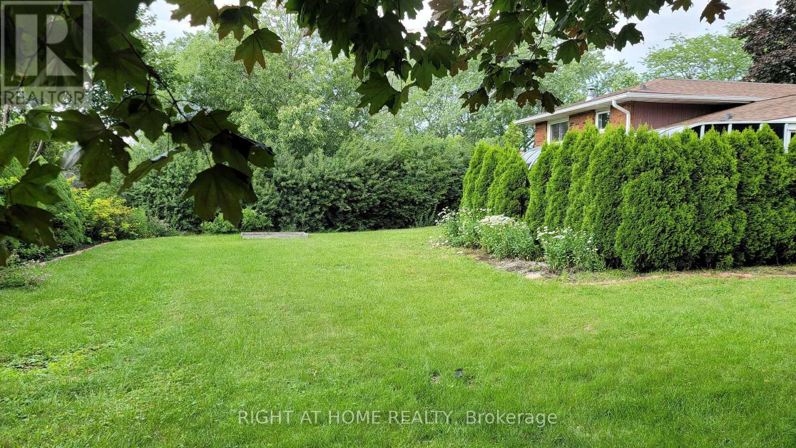 1 Bendamere Drive, Grimsby, Ontario  L3M 2N2 - Photo 39 - X12588136