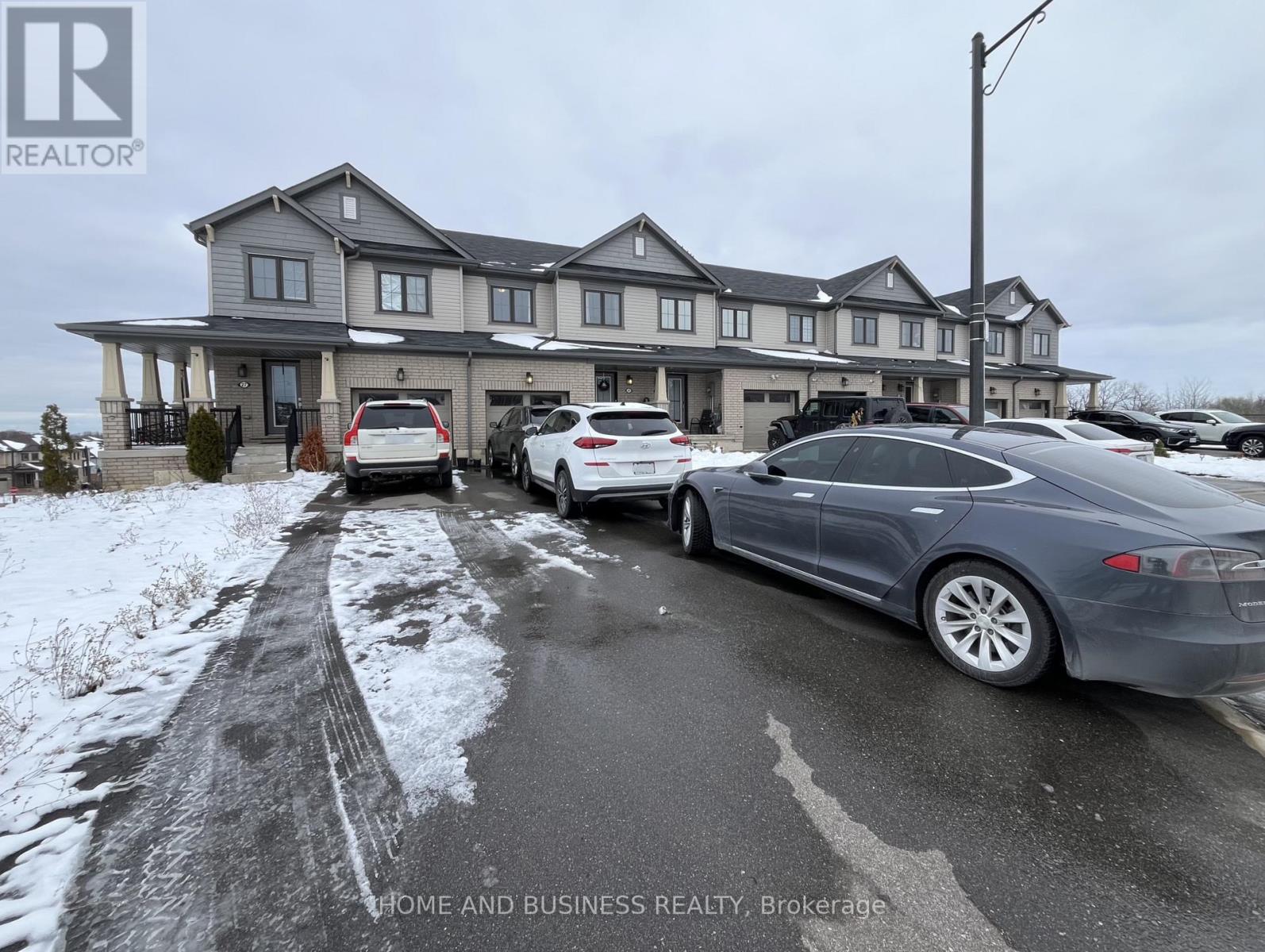 25 ALLCROFT COURT, Hamilton, Ontario