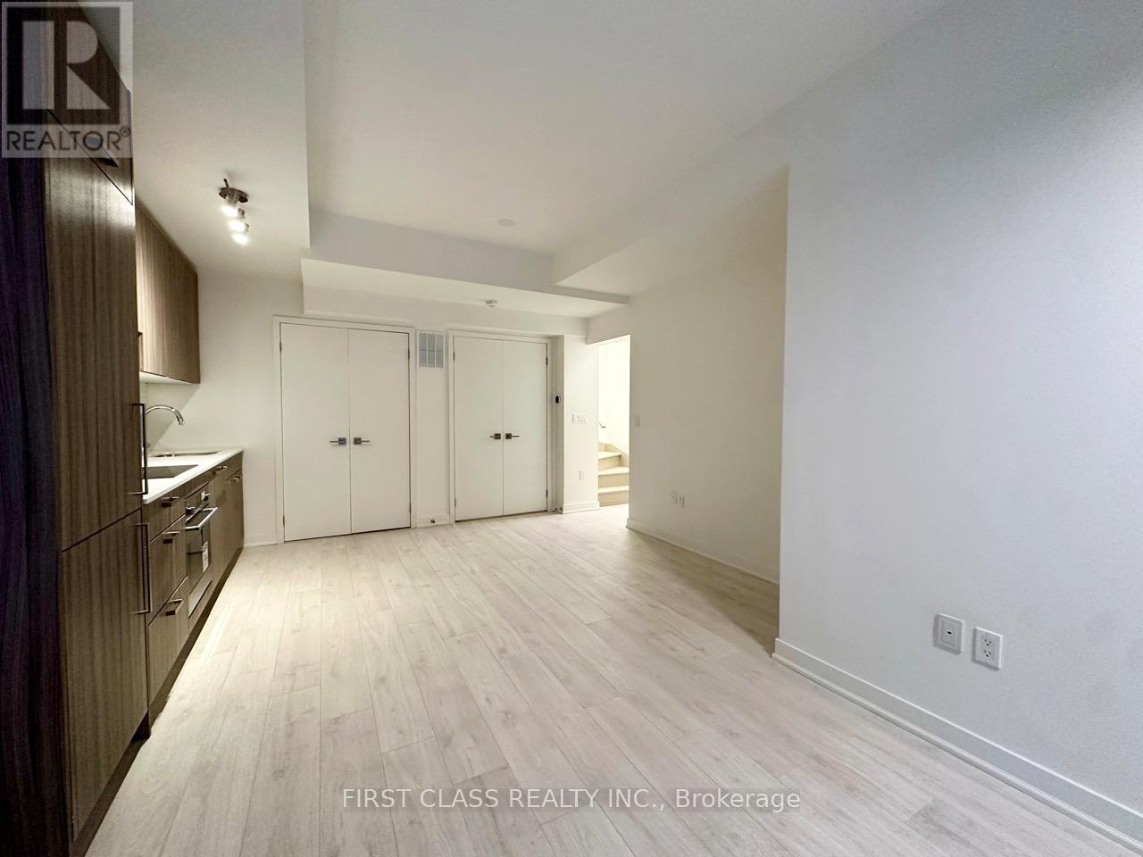 211 - 65 Curlew Drive, Toronto, Ontario  M3A 2P8 - Photo 6 - C12588156