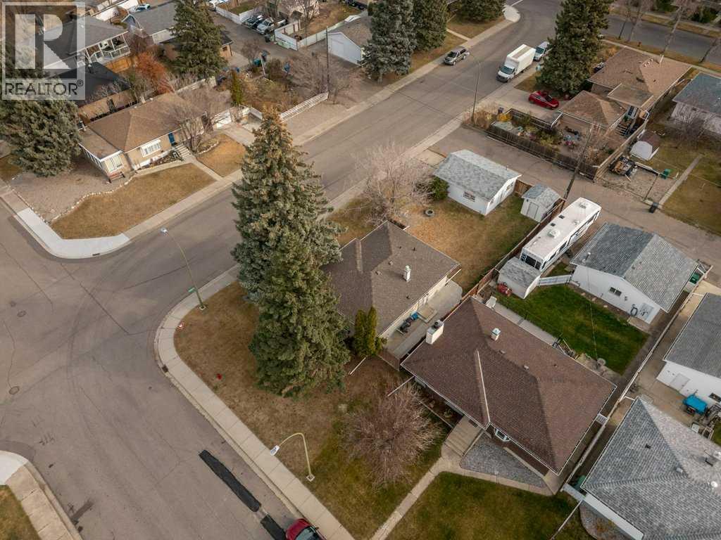 2704 3 Avenue S, Lethbridge, Alberta T1J 0M6 - Photo 44 - A2268276