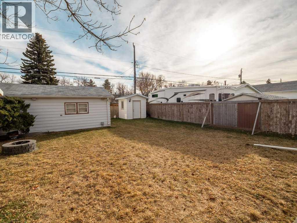 2704 3 Avenue S, Lethbridge, Alberta T1J 0M6 - Photo 34 - A2268276